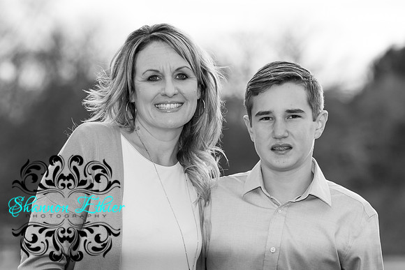 Mooney Family 2019! Final Images-0401-2