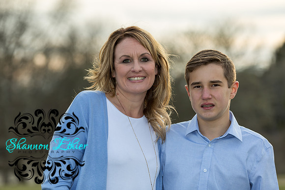 Mooney Family 2019! Final Images-0402
