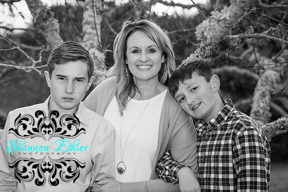 Mooney Family 2019! Final Images-0432-2
