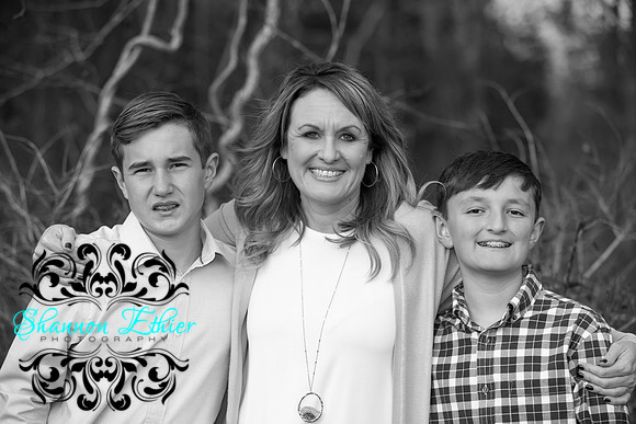 Mooney Family 2019! Final Images-0475-2