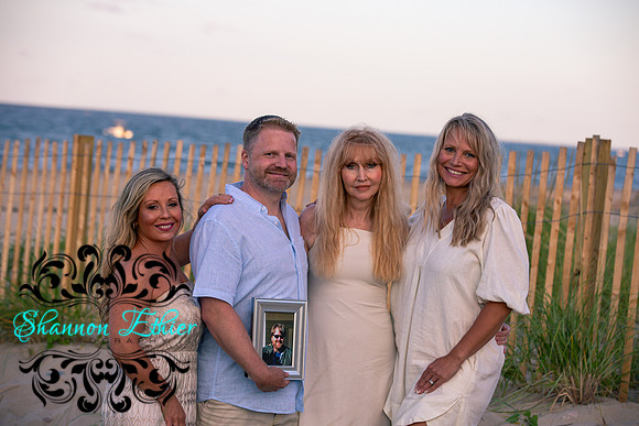 Bliss Family - Shannon Ethier Photography-30