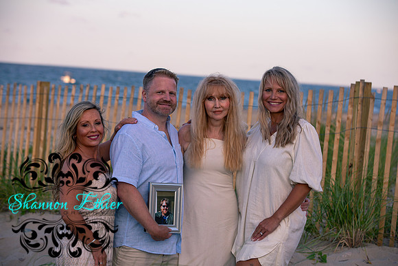 Bliss Family - Shannon Ethier Photography-28
