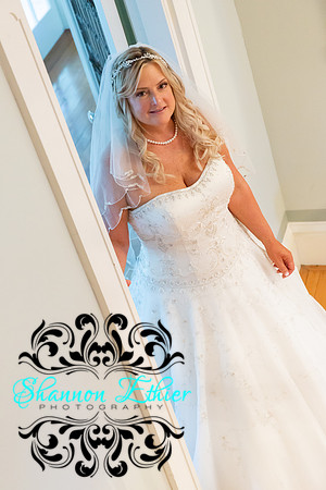 Teceno Nitschke Wedding - Pregame | October 07, 2021 | Shannon Ethier Photography | 9038