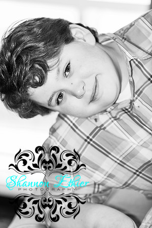 Tristan Cross and Family - Shannon Ethier Photography - April 28, 2024-8