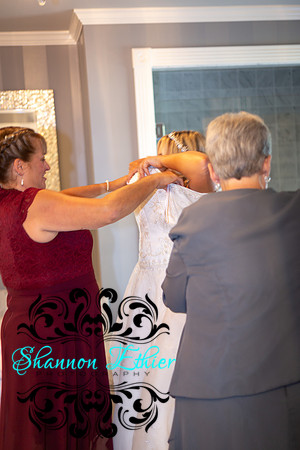 Teceno Nitschke Wedding - Pregame | October 07, 2021 | Shannon Ethier Photography | 8911