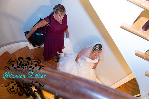 Teceno Nitschke Wedding - Pregame | October 07, 2021 | Shannon Ethier Photography | 9016