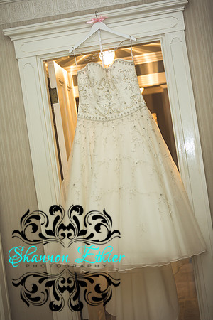 Teceno Nitschke Wedding - Pregame | October 07, 2021 | Shannon Ethier Photography | 8837