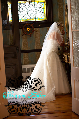 Teceno Nitschke Wedding - Pregame | October 07, 2021 | Shannon Ethier Photography | 9081
