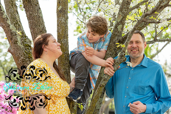 Cross Family - Shannon Ethier Photography - April 28, 2024-14