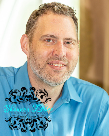 Gareth_Cross_Headshots_AMTA_2024_For_Web_-Shannon Ethier Photography-2