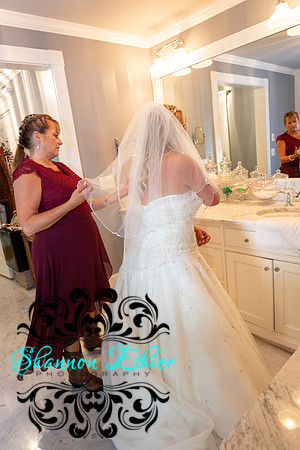 Teceno Nitschke Wedding - Pregame | October 07, 2021 | Shannon Ethier Photography | 8949